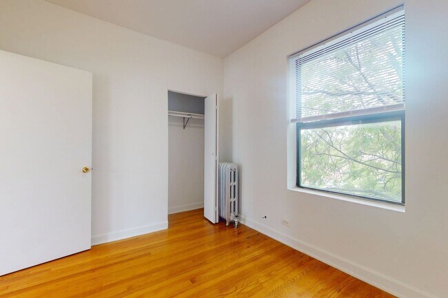 Foto del interior - 5415 S. Woodlawn Avenue