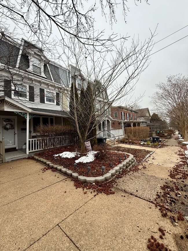 Foto del edificio - 2623 W 18th St