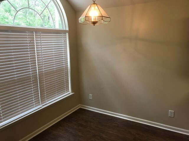 Building Photo - 83 Yellow Jasmine Court