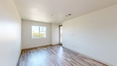Interior Photo - Beach & Ocean