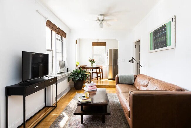 Foto del edificio - 25 Minetta Ln