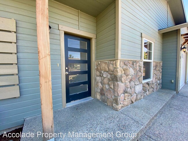 Foto del edificio - 3 br, 2 bath House - 9002 Vialago Pkwy