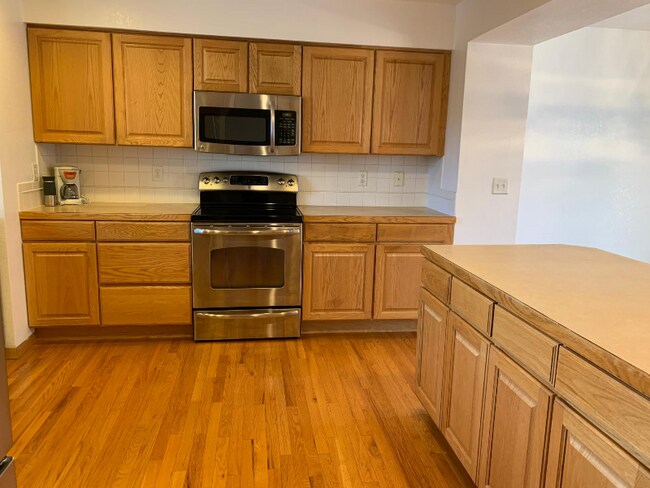 Foto del edificio - 2232 Sweetwater Creek Dr