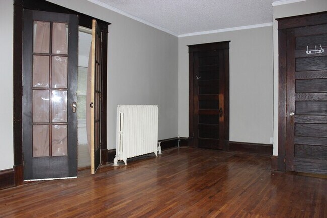 Foto del edificio - Upper Level Como Duplex, Laundry, Parking,...
