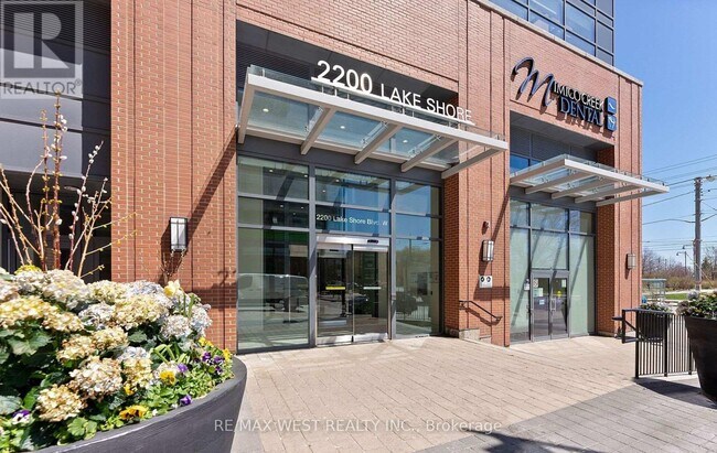 Photo du bâtiment - 611 - 2200 LAKESHORE BOULEVARD