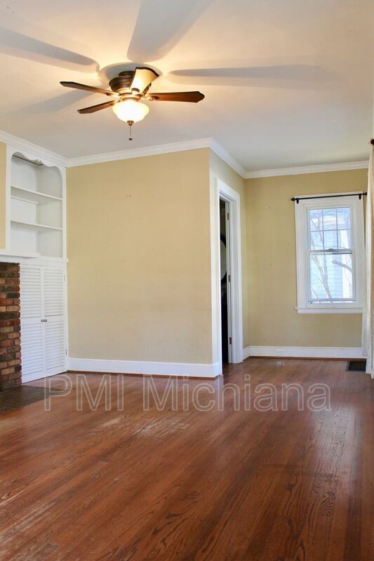 Foto del edificio - 1151 Hillcrest Rd
