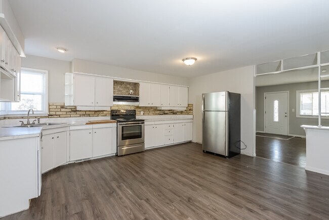 Foto del edificio - 111 N Gilbert St