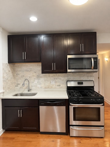 Building Photo - 3508 N Lawndale Ave