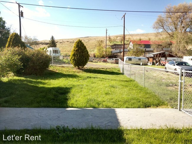 Building Photo - 2 br, 1 bath House - 42964 Main St Rieth