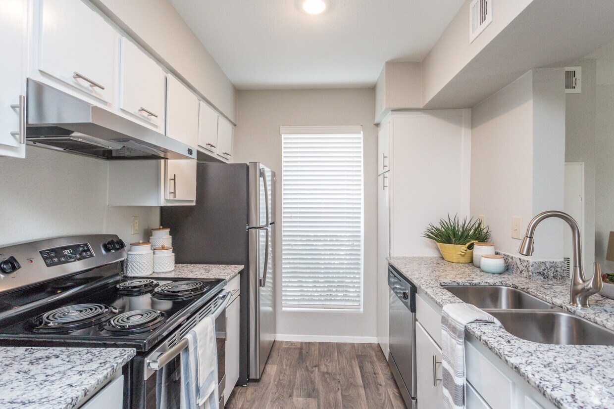 Broadstone Briar Forest (New) Apartments in Houston, TX