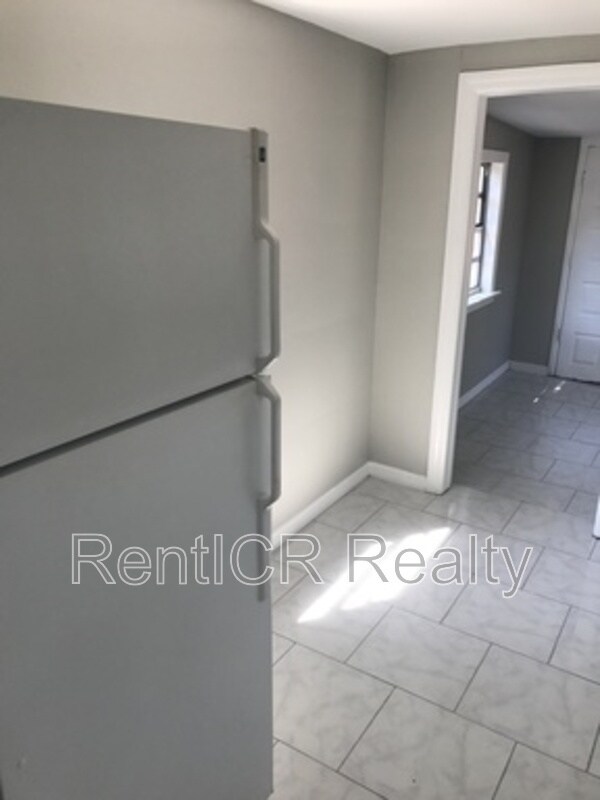 Foto del edificio - 6372 31st St N