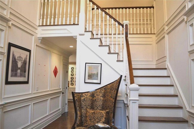 Foto del edificio - 57 Mayfair Ln