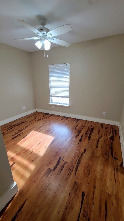 Foto del edificio - 1913 Robbins Pl