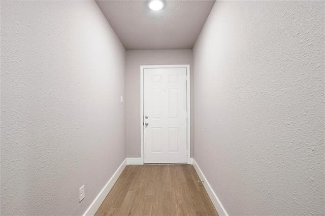Building Photo - 801 Sunny Slope Dr