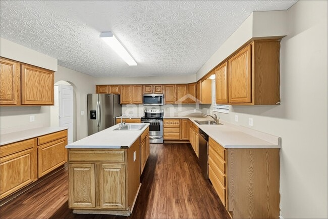 Building Photo - 2159 Clay Stone Pl
