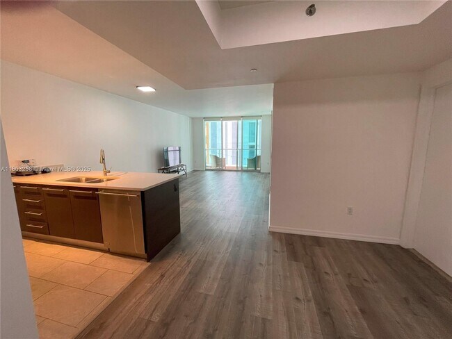 Foto del edificio - 55 SE 6th St