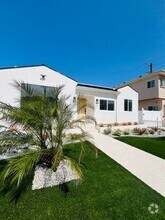 Building Photo - 482 S Hamel Rd