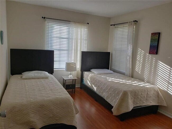 Foto del edificio - 4101 San Marino Blvd