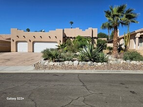 Building Photo - 64769 Pinehurst Cir