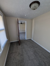 Building Photo - 5413 N 42nd St