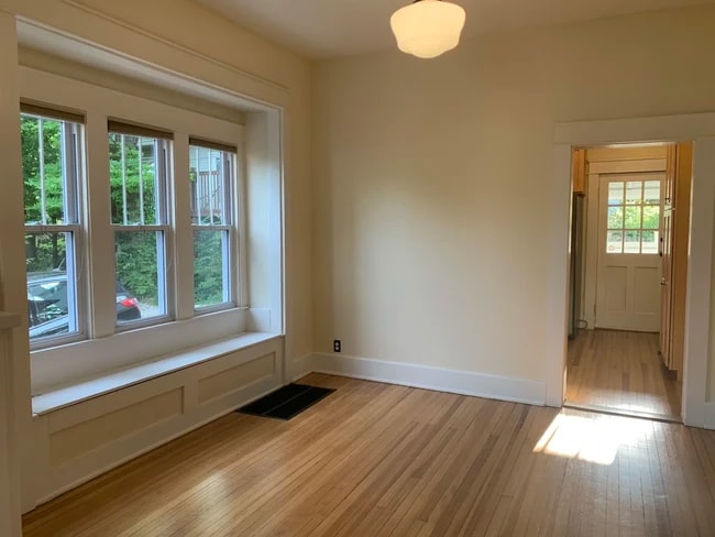 Building Photo - 430 S Henderson St