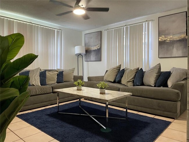 Foto del edificio - 2038 Alderman Rd