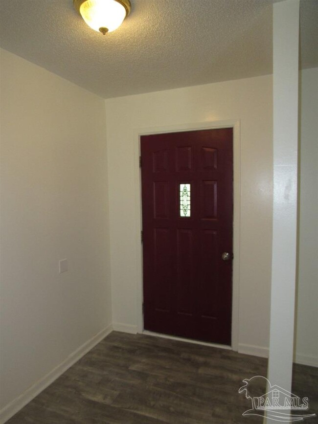Building Photo - 7085 Kelvin Terrace