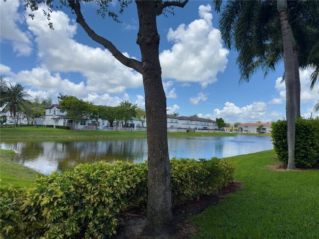 Foto del edificio - 11468 NW 77th St