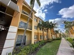 Foto principal - 7300 NW 114th Ave