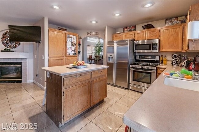 Building Photo - 3049 Emerald Creek Dr