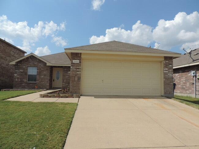 Building Photo - 2605 Ranchview Dr