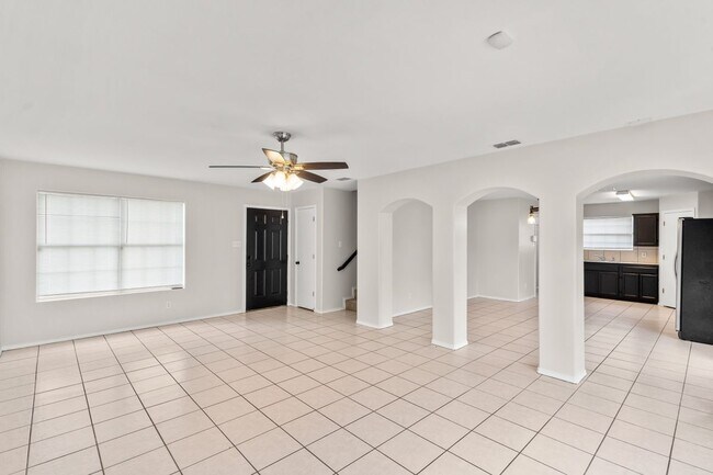 Foto del edificio - 4416 Thunderbird Ave W