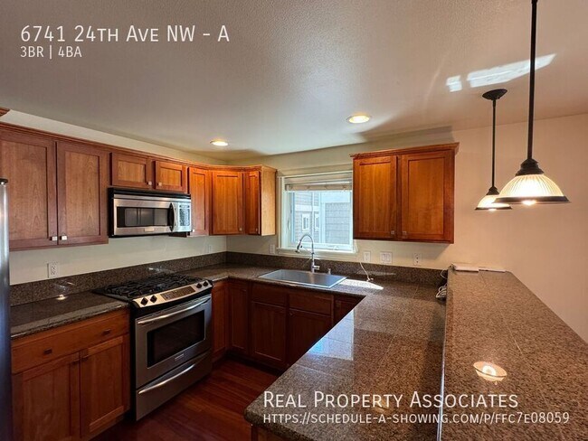 Foto del edificio - 6741 24th Ave NW