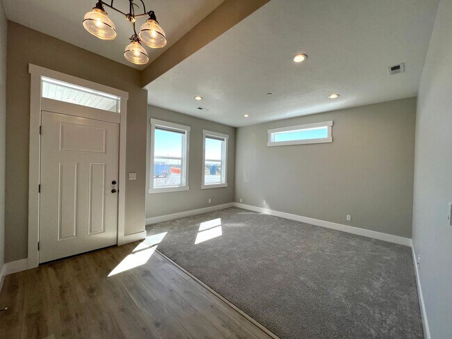 Foto del edificio - 2609 Sunray Ave