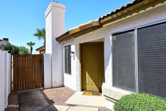 Foto del edificio - 4331 E Siesta Ln