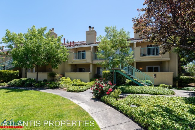 Building Photo - 3 br, 2 bath House - 101 Sunnyhills Court