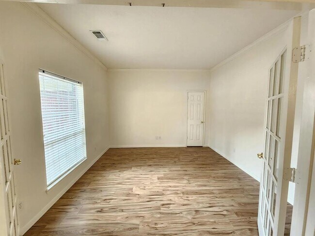 Foto del edificio - 11919 Laurel Meadow Dr