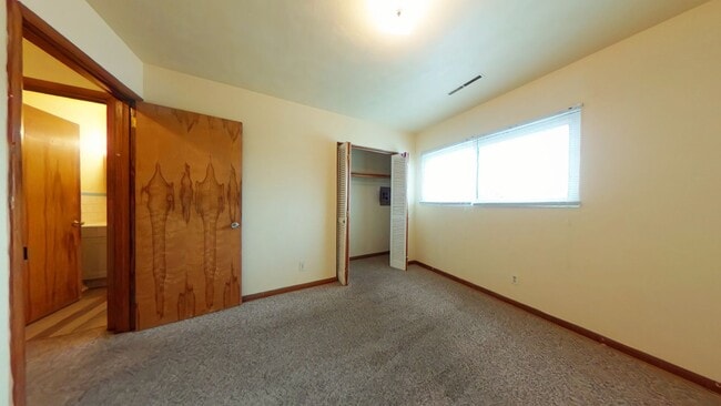 Building Photo - 2 Bed 1 bath Apartment Rental in Parkview area Newport News