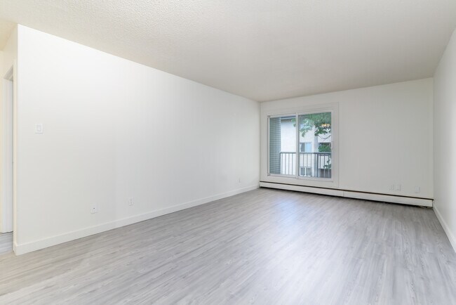 Photo du bâtiment - Monterey Pointe