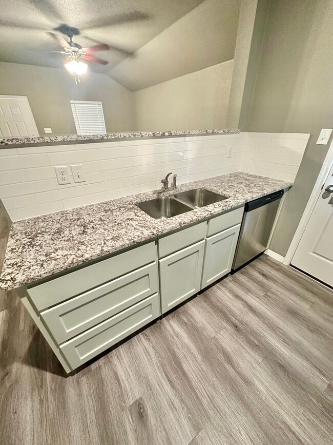 Building Photo - NEW IN MANAGEMENT - AVAILABLE NOW!