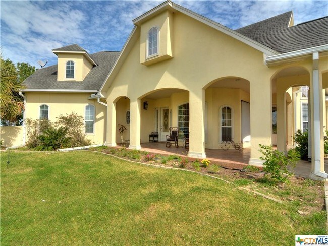 Building Photo - 454-413 A Cir