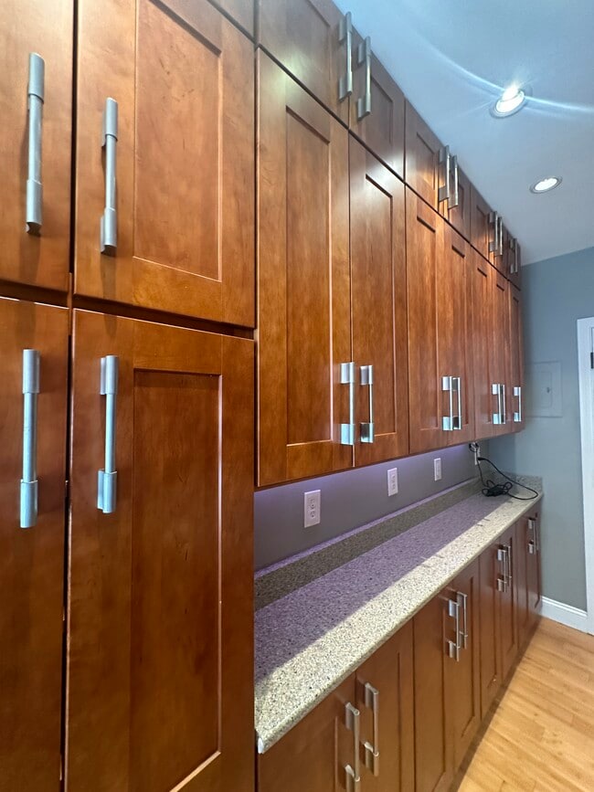 Building Photo - 145 Englewood Ave