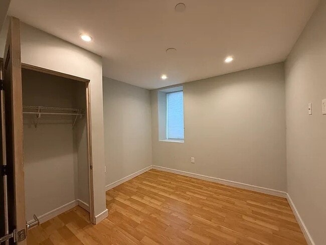 Building Photo - 44 Saint Margaret St
