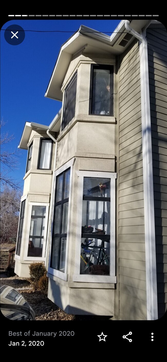 South side, by parking - 2512 Mapleton Ave