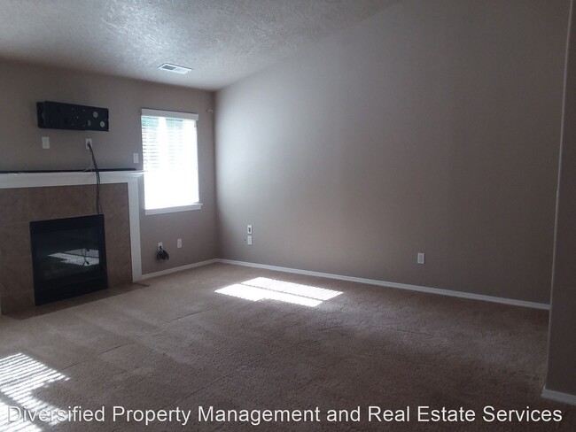 Foto del edificio - 3 br, 2 bath House - 899 North Pointe Dr. NW