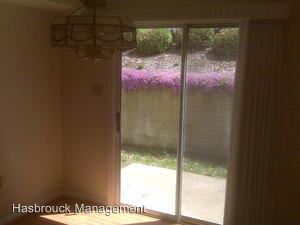 Foto del edificio - 988 Towne Ln