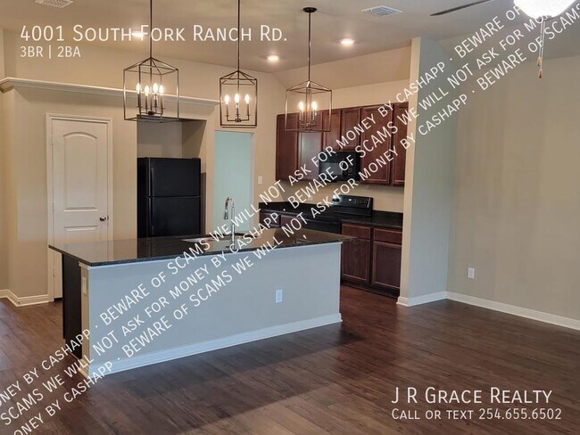 Foto del edificio - 4001 S Fork Ranch Rd