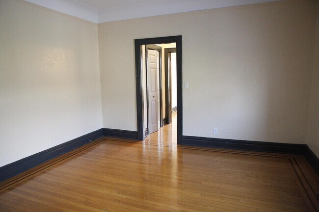 Foto del edificio - 6015 JFK Blvd E