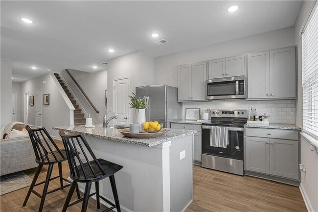 Building Photo - 1150 Hunter Trl