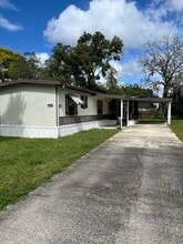 Building Photo - 9445 Pontiac St